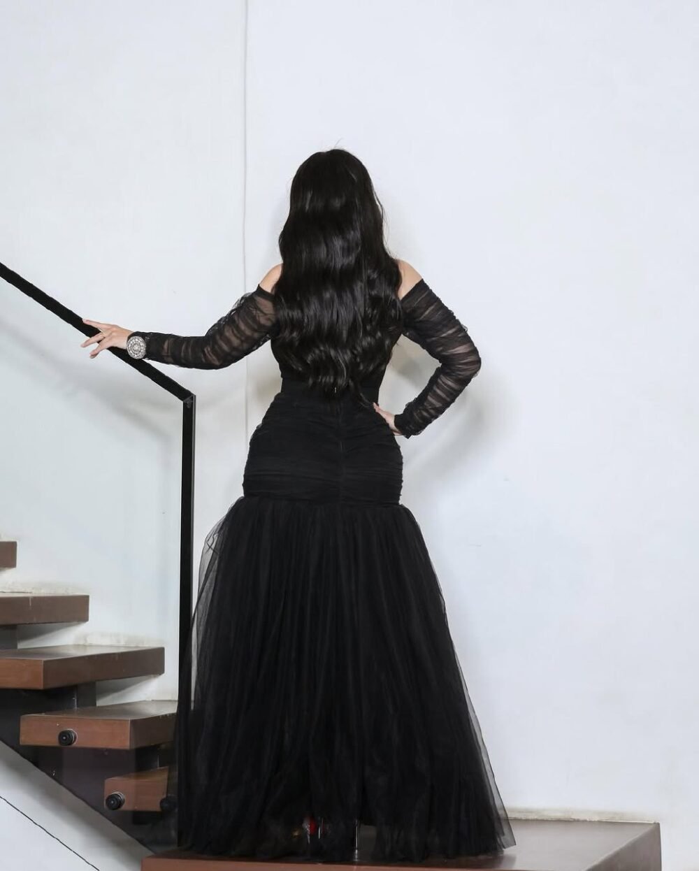⁦فستان اسود تل تيلندي اصلي درجه اولى⁩ - الصورة ⁦2⁩